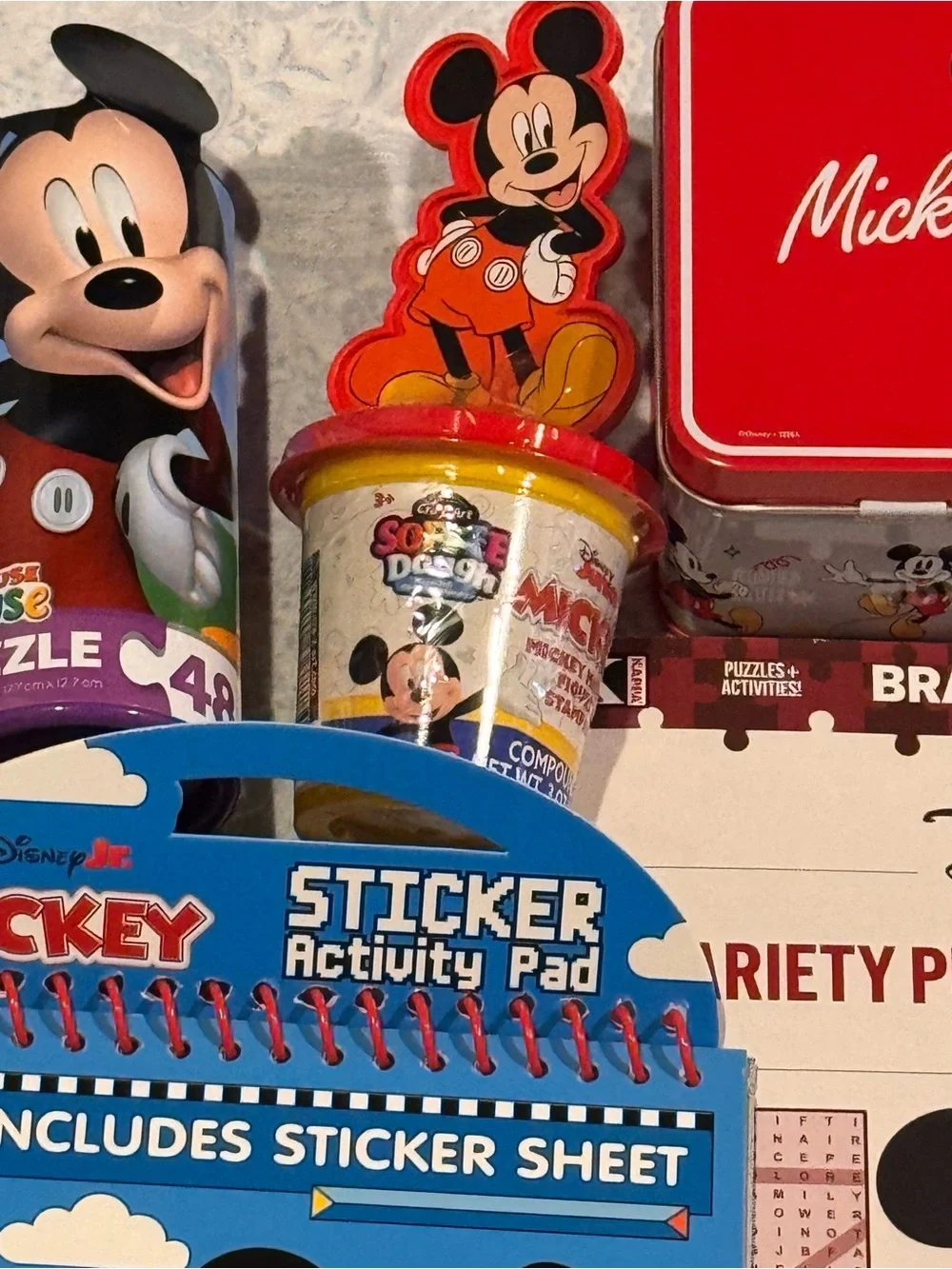 Disney Mickey Mouse Big Kids Activity Set withTin Box